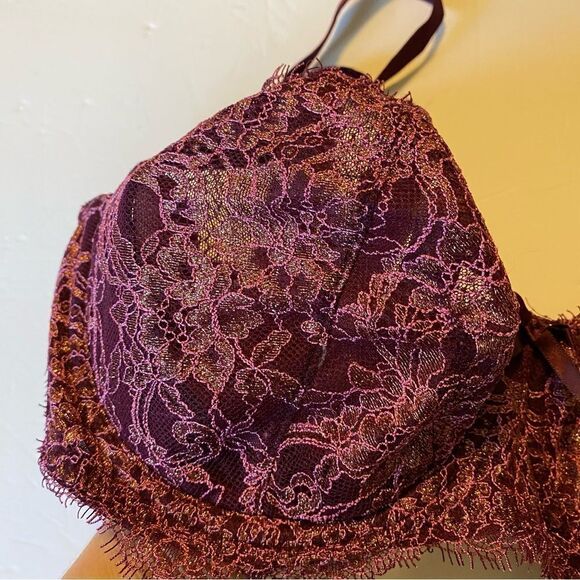 Victoria’s Secret DREAM ANGELS purple Lace Mesh
PUSH-UP WITHOUT PADDING 36DD - Picture 4 of 11